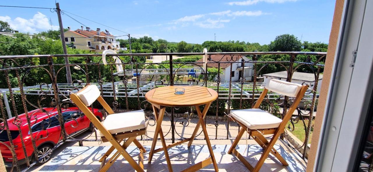 Apartments Pinezić Skrbčići Exterior foto